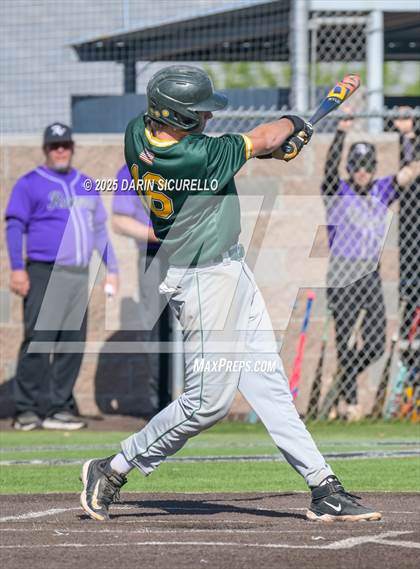 Thumbnail 1 in Santa Barbara vs. Ridgeview (Coach Bob Invitational) photogallery.