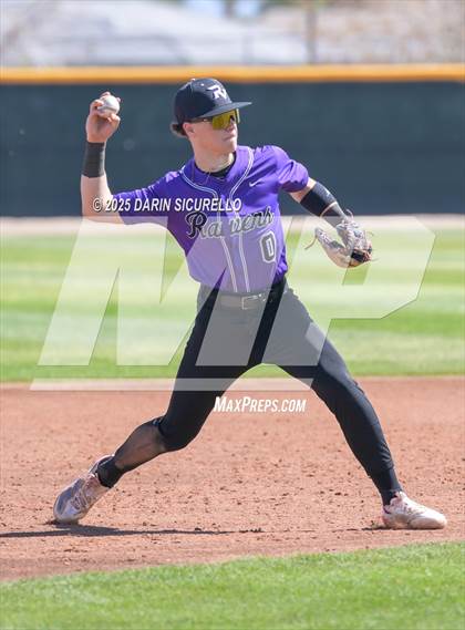 Thumbnail 1 in Santa Barbara vs. Ridgeview (Coach Bob Invitational) photogallery.