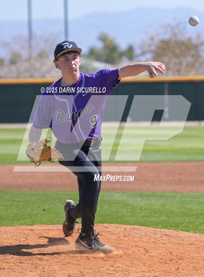 Thumbnail 2 in Santa Barbara vs. Ridgeview (Coach Bob Invitational) photogallery.