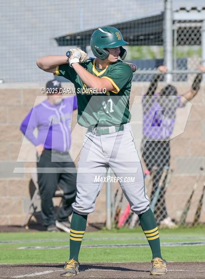 Thumbnail 2 in Santa Barbara vs. Ridgeview (Coach Bob Invitational) photogallery.