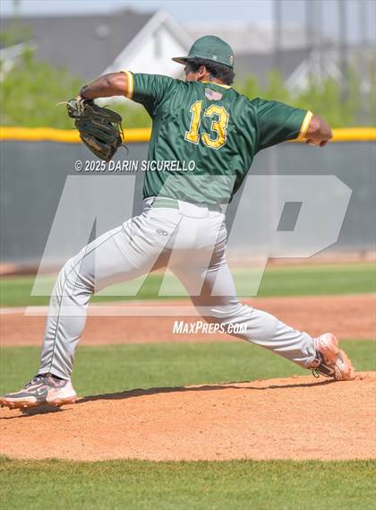 Thumbnail 3 in Santa Barbara vs. Ridgeview (Coach Bob Invitational) photogallery.