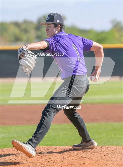 Thumbnail 1 in Santa Barbara vs. Ridgeview (Coach Bob Invitational) photogallery.