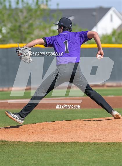 Thumbnail 3 in Santa Barbara vs. Ridgeview (Coach Bob Invitational) photogallery.