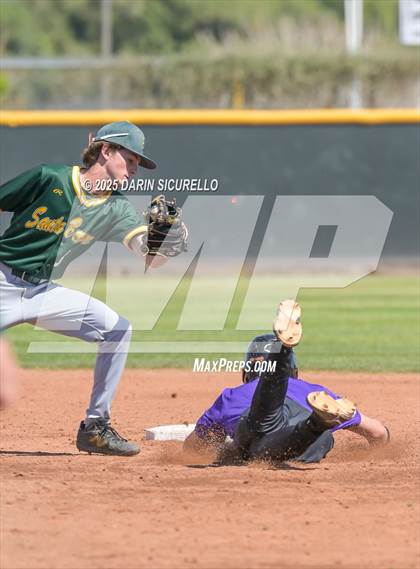 Thumbnail 1 in Santa Barbara vs. Ridgeview (Coach Bob Invitational) photogallery.