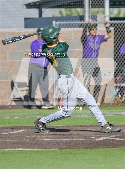 Thumbnail 2 in Santa Barbara vs. Ridgeview (Coach Bob Invitational) photogallery.