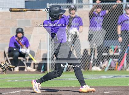 Thumbnail 3 in Santa Barbara vs. Ridgeview (Coach Bob Invitational) photogallery.