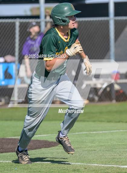 Thumbnail 2 in Santa Barbara vs. Ridgeview (Coach Bob Invitational) photogallery.