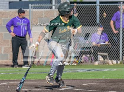 Thumbnail 2 in Santa Barbara vs. Ridgeview (Coach Bob Invitational) photogallery.