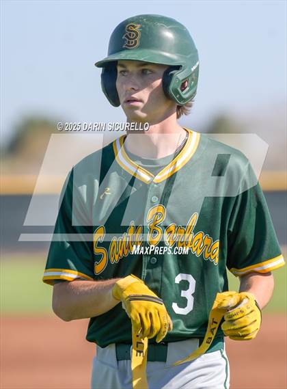 Thumbnail 1 in Santa Barbara vs. Ridgeview (Coach Bob Invitational) photogallery.
