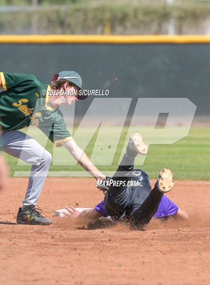 Thumbnail 3 in Santa Barbara vs. Ridgeview (Coach Bob Invitational) photogallery.