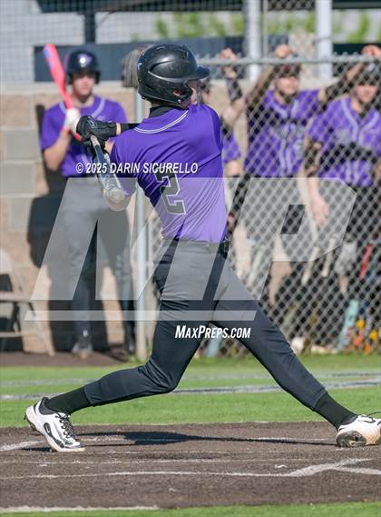 Thumbnail 2 in Santa Barbara vs. Ridgeview (Coach Bob Invitational) photogallery.