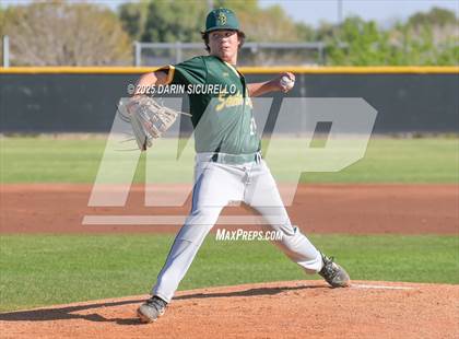 Thumbnail 1 in Santa Barbara vs. Ridgeview (Coach Bob Invitational) photogallery.