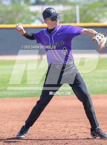 Thumbnail 2 in Santa Barbara vs. Ridgeview (Coach Bob Invitational) photogallery.