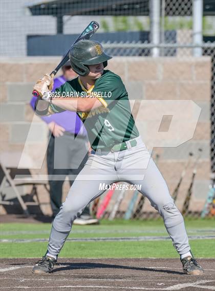 Thumbnail 2 in Santa Barbara vs. Ridgeview (Coach Bob Invitational) photogallery.