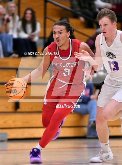 Thumbnail 1 in McClatchy vs. Folsom (Stan Harms Classic) photogallery.