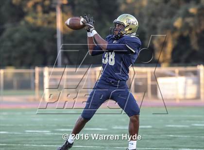 Thumbnail 2 in Lincoln @ Elk Grove photogallery.