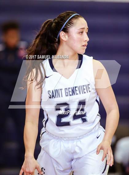Thumbnail 2 in Coronado vs St. Genevieve photogallery.