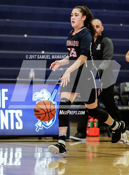 Thumbnail 2 in Coronado vs St. Genevieve photogallery.