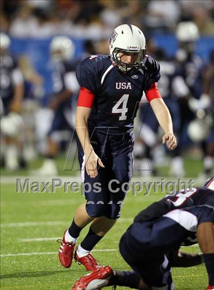 Thumbnail 2 in USA Team vs. World Team (International Bowl) photogallery.