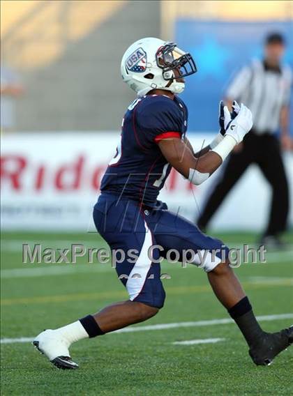 Thumbnail 2 in USA Team vs. World Team (International Bowl) photogallery.