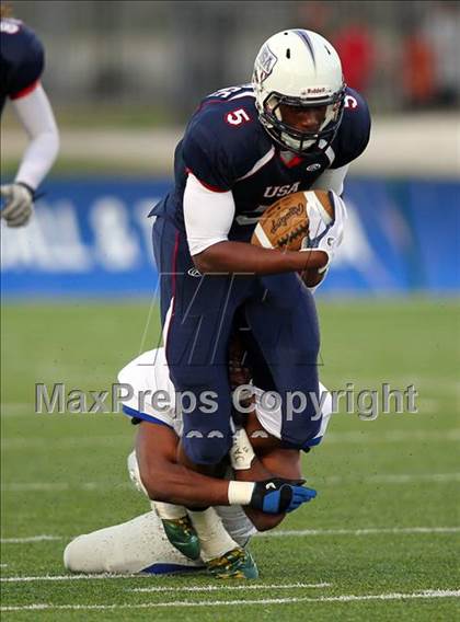 Thumbnail 2 in USA Team vs. World Team (International Bowl) photogallery.