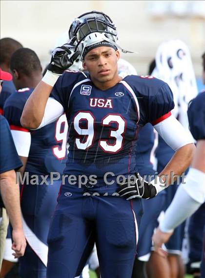 Thumbnail 3 in USA Team vs. World Team (International Bowl) photogallery.