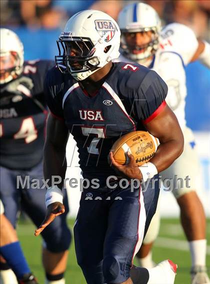 Thumbnail 3 in USA Team vs. World Team (International Bowl) photogallery.