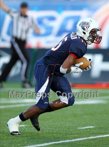 Thumbnail 3 in USA Team vs. World Team (International Bowl) photogallery.