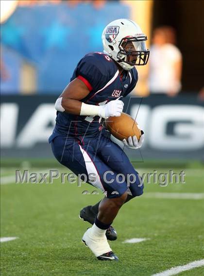 Thumbnail 3 in USA Team vs. World Team (International Bowl) photogallery.
