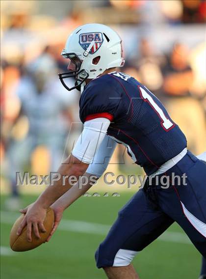 Thumbnail 3 in USA Team vs. World Team (International Bowl) photogallery.