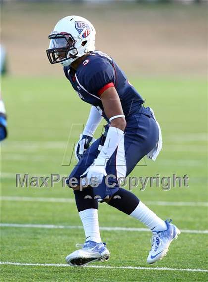 Thumbnail 3 in USA Team vs. World Team (International Bowl) photogallery.