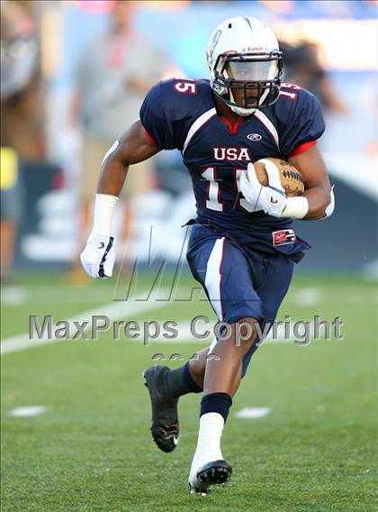 Thumbnail 2 in USA Team vs. World Team (International Bowl) photogallery.