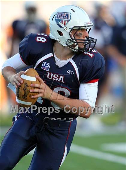 Thumbnail 1 in USA Team vs. World Team (International Bowl) photogallery.