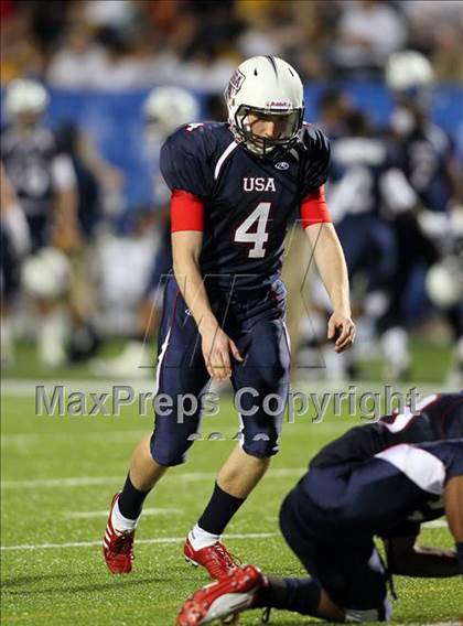 Thumbnail 1 in USA Team vs. World Team (International Bowl) photogallery.