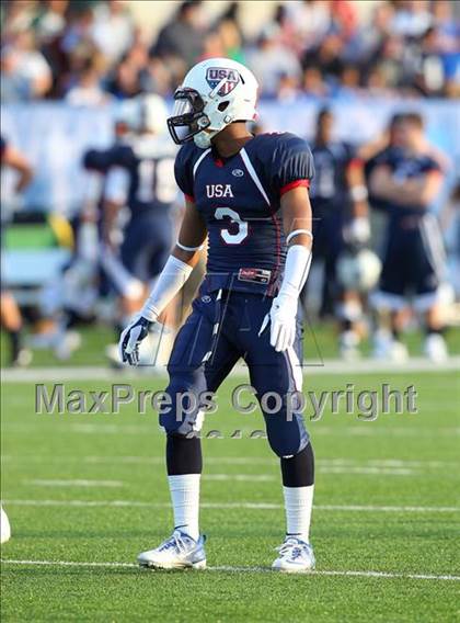 Thumbnail 2 in USA Team vs. World Team (International Bowl) photogallery.