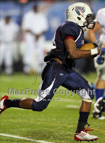Thumbnail 3 in USA Team vs. World Team (International Bowl) photogallery.