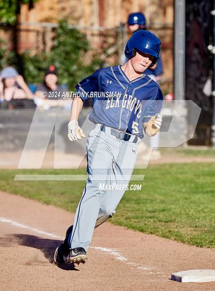 Thumbnail 3 in Elk Grove @ Jesuit photogallery.