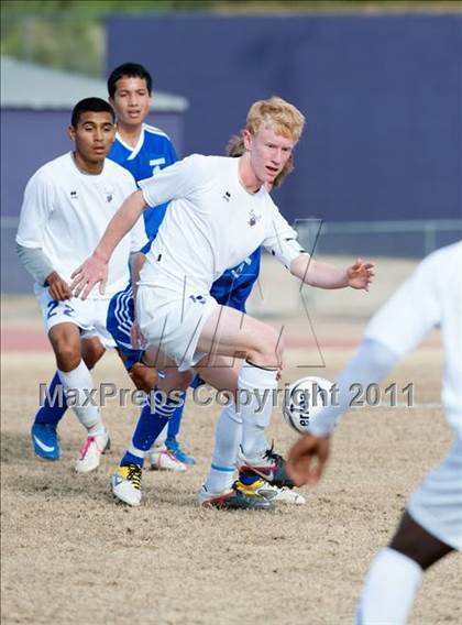Thumbnail 2 in Sahuarita vs. Sabino (Chris Mair Tournament) photogallery.