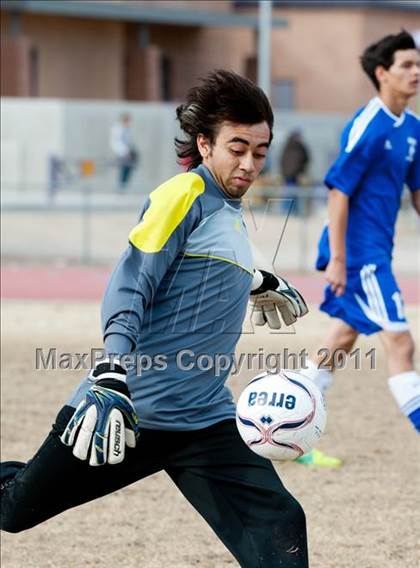 Thumbnail 2 in Sahuarita vs. Sabino (Chris Mair Tournament) photogallery.