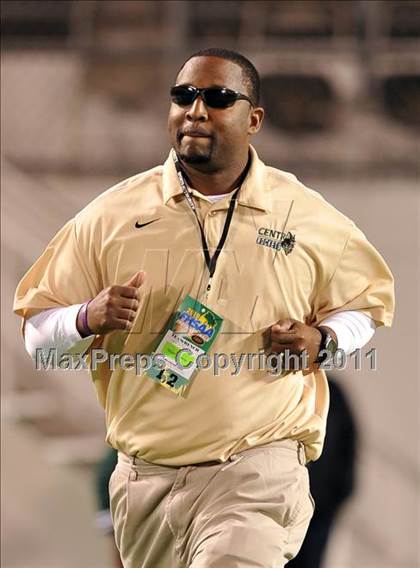 Thumbnail 1 in Dr. Phillips vs. Central (FHSAA 6A Final)  photogallery.