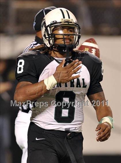 Thumbnail 3 in Dr. Phillips vs. Central (FHSAA 6A Final)  photogallery.