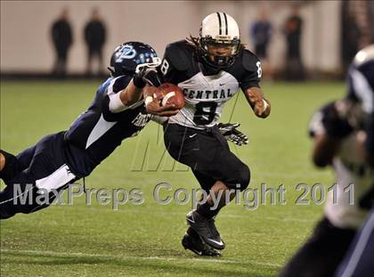 Thumbnail 3 in Dr. Phillips vs. Central (FHSAA 6A Final)  photogallery.