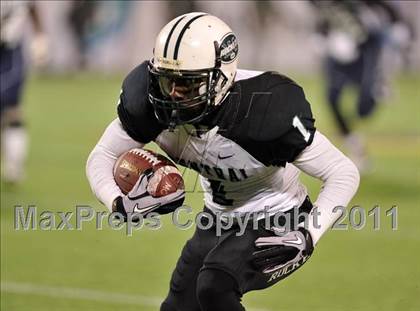 Thumbnail 1 in Dr. Phillips vs. Central (FHSAA 6A Final)  photogallery.
