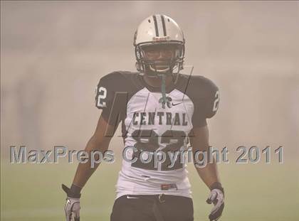 Thumbnail 2 in Dr. Phillips vs. Central (FHSAA 6A Final)  photogallery.