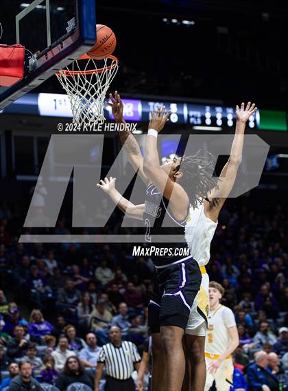 Thumbnail 1 in Middletown @ Centerville (OHSAA Division I Region 4 District Final) photogallery.