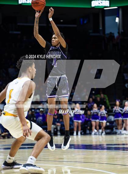 Thumbnail 1 in Middletown @ Centerville (OHSAA Division I Region 4 District Final) photogallery.