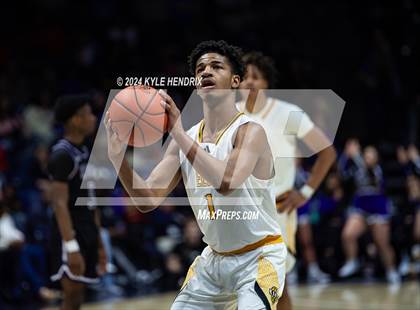 Thumbnail 1 in Middletown @ Centerville (OHSAA Division I Region 4 District Final) photogallery.