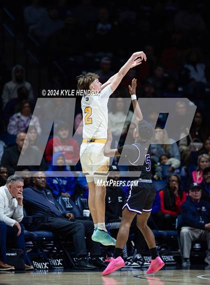 Thumbnail 2 in Middletown @ Centerville (OHSAA Division I Region 4 District Final) photogallery.