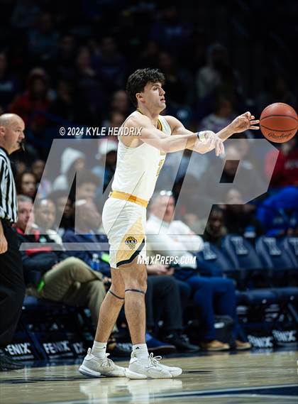 Thumbnail 1 in Middletown @ Centerville (OHSAA Division I Region 4 District Final) photogallery.