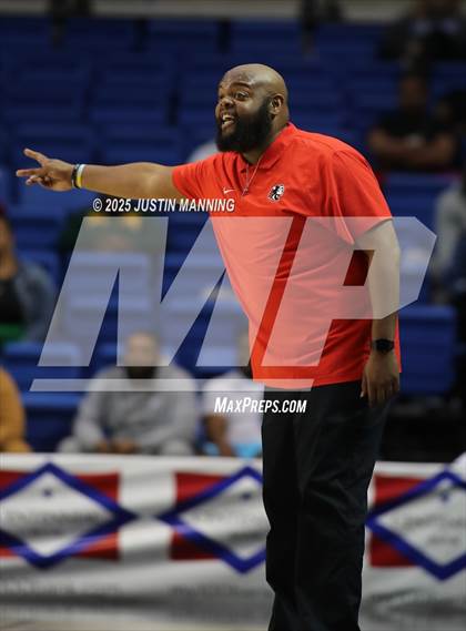 Thumbnail 3 in East Poinsett County vs. Tuckerman (AAA 2A State Final) photogallery.